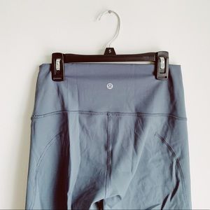 💙 iron blue lululemon leggings 💙